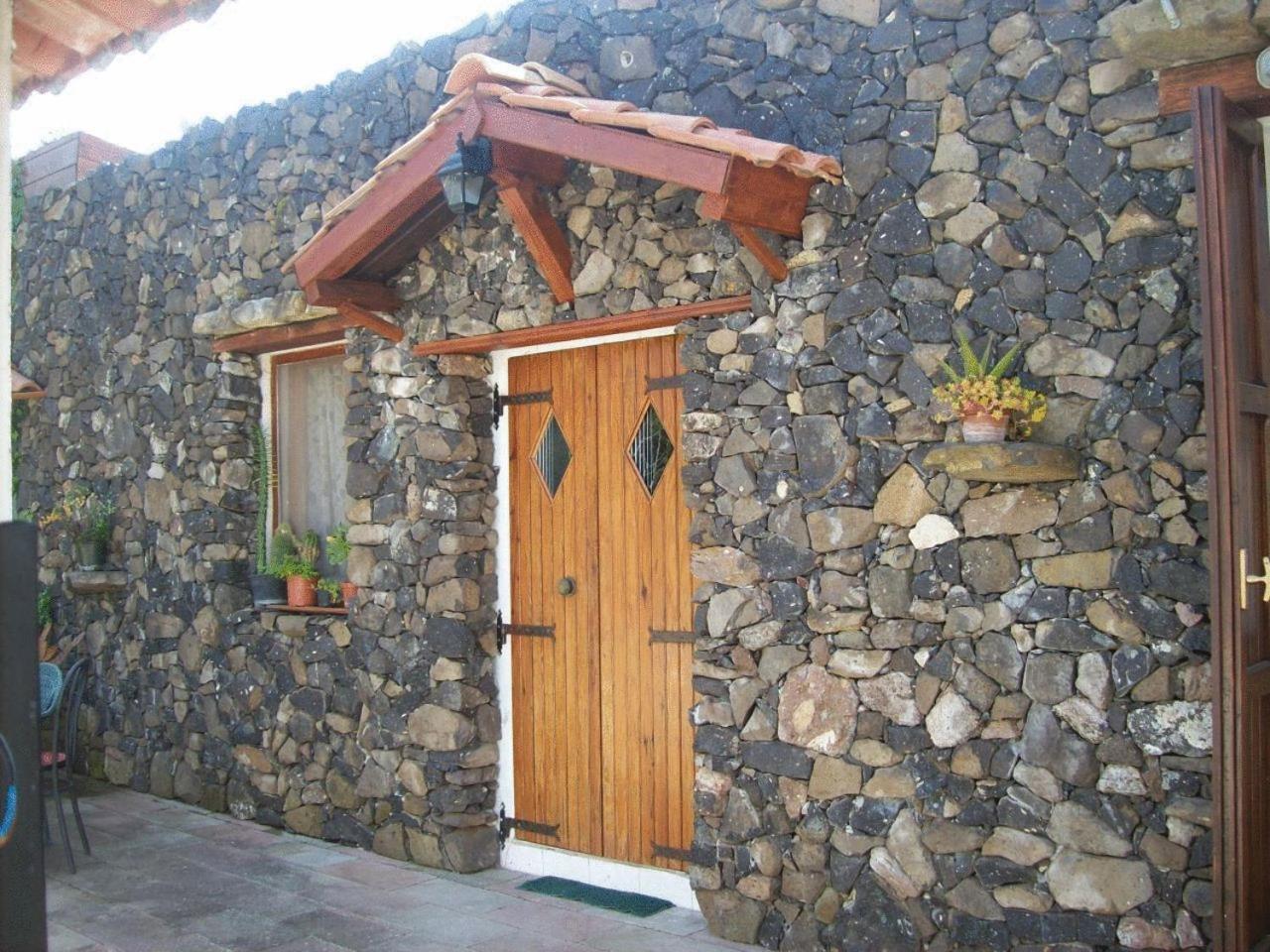 Tottubella B&B Domo De Pedra מראה חיצוני תמונה