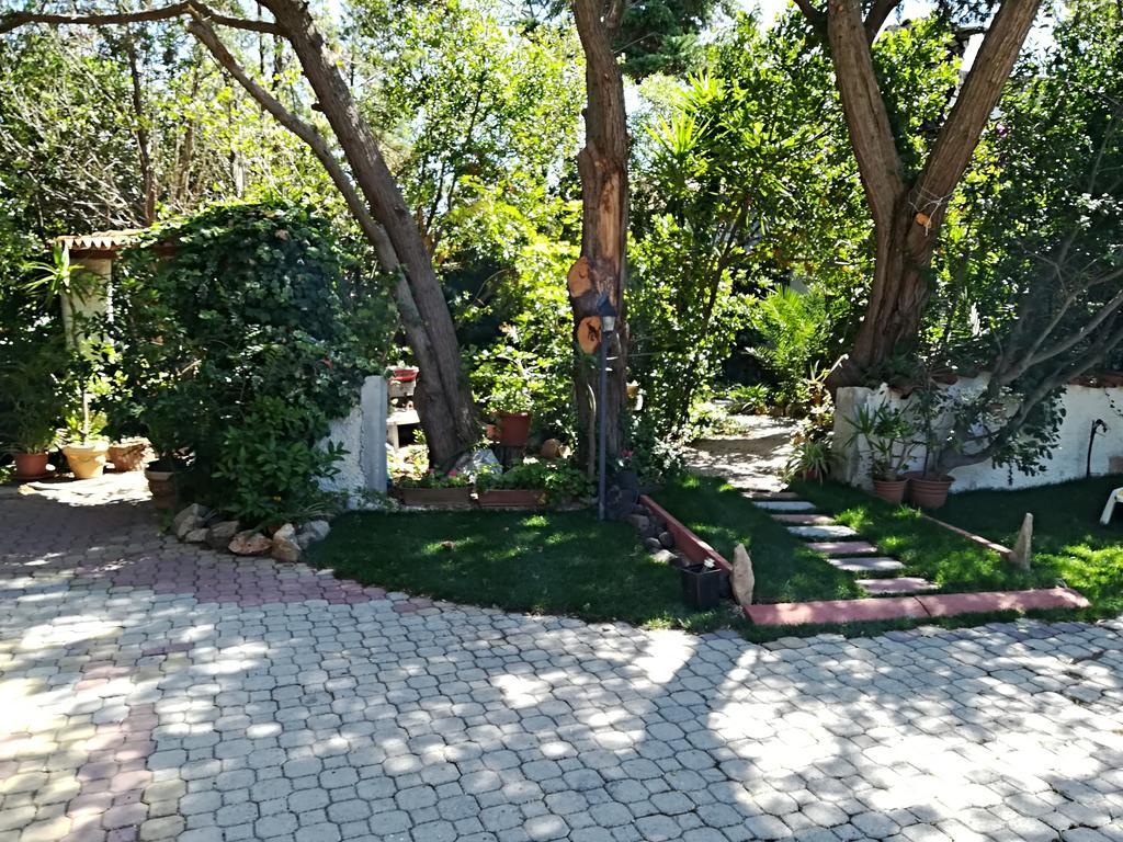 Tottubella B&B Domo De Pedra מראה חיצוני תמונה